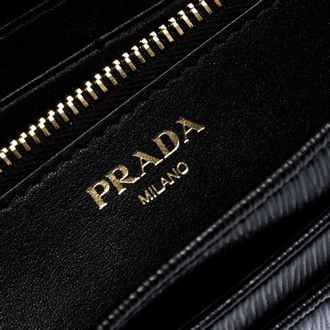 Prada Wallet on a Chain Borsa Portafoglio Nero Black Vitello 